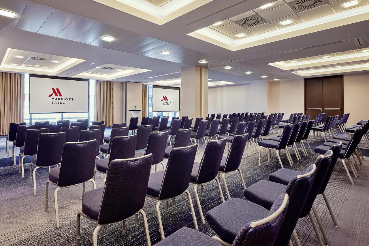 Swissotel Le Plaza Hotel 4*